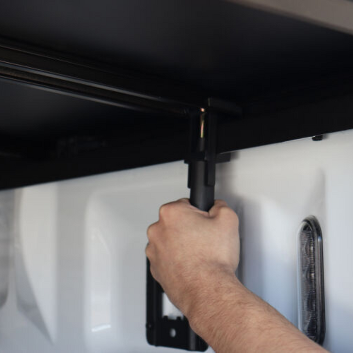 GMC Canyon Soft Trifold Tonneau Cover | Enthuze