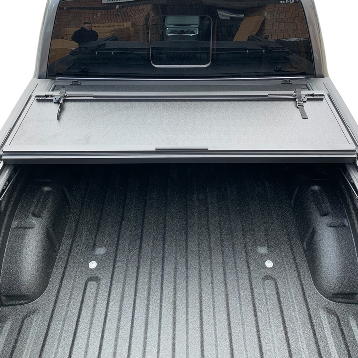 Chevrolet Silverado 1500 Low Profile Flip | U-Guard