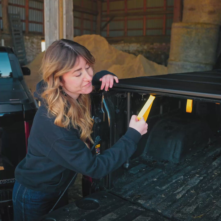 Dodge Ram 1500 Quad Fold Hard Tonneau Cover