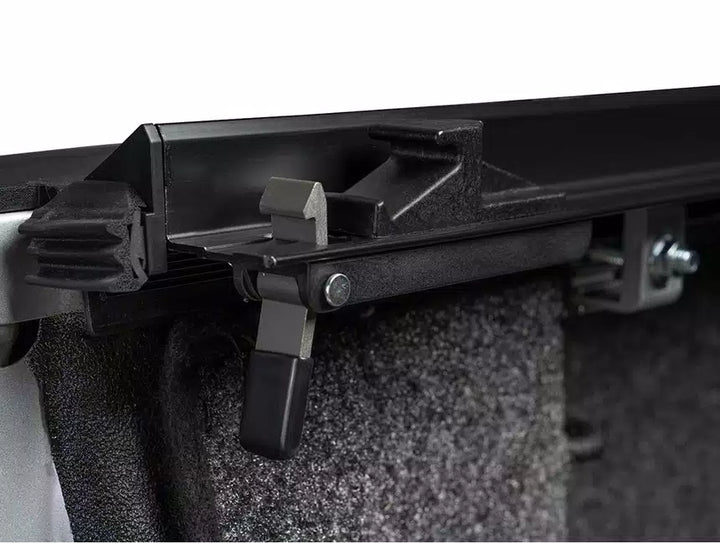 Chevrolet Silverado 2500/3500 Low Profile Soft Roll Up | Tonno Pro