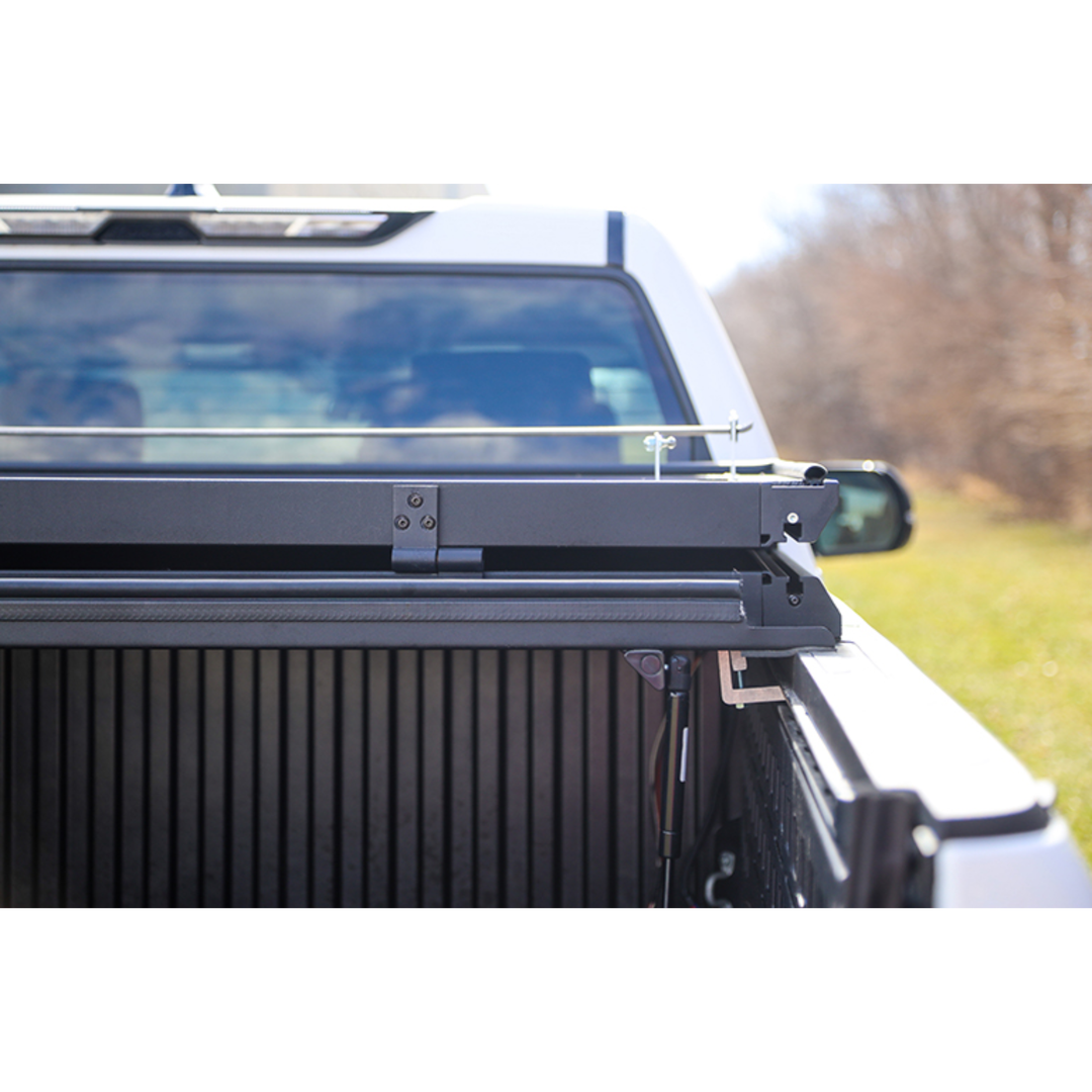 Toyota Tundra Guardian Tonneau Cover | DeeZee