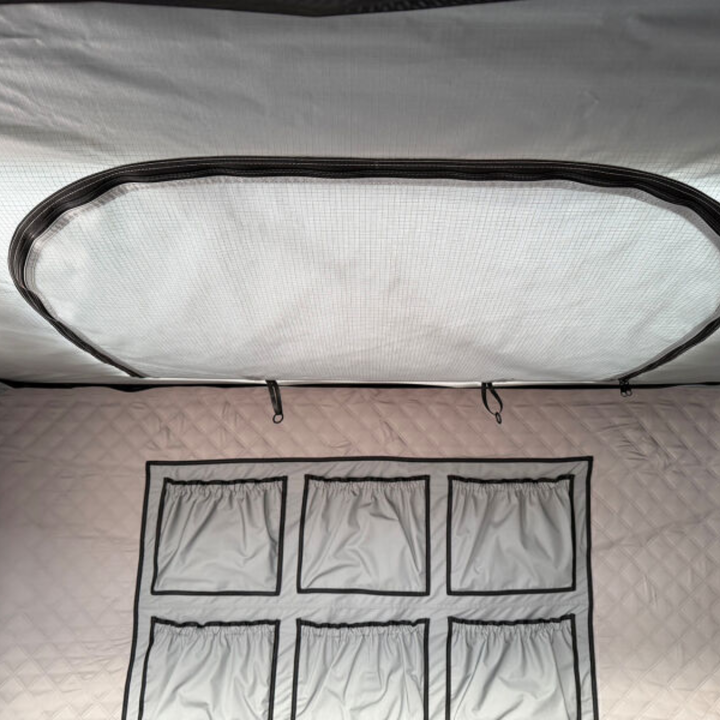 4 Person Hard Shell Rooftop Tent | Enthuze