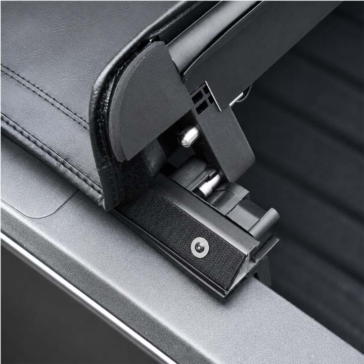 Nissan Frontier Soft Roll-Up Tonneau Cover | U-Guard