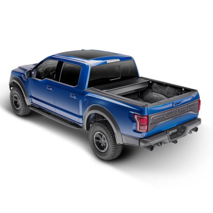 Chevrolet Silverado 1500 Retrax IX Retractable Tonneau Cover