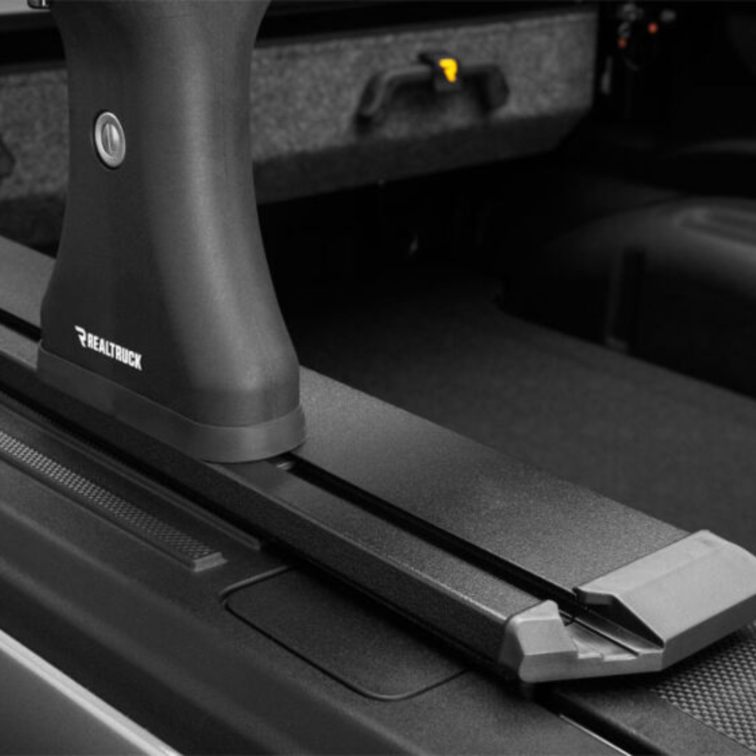 Chevrolet Silverado 2500/3500 EZ-Off Full Bed Access Retractable Tonneau Cover | Retrax