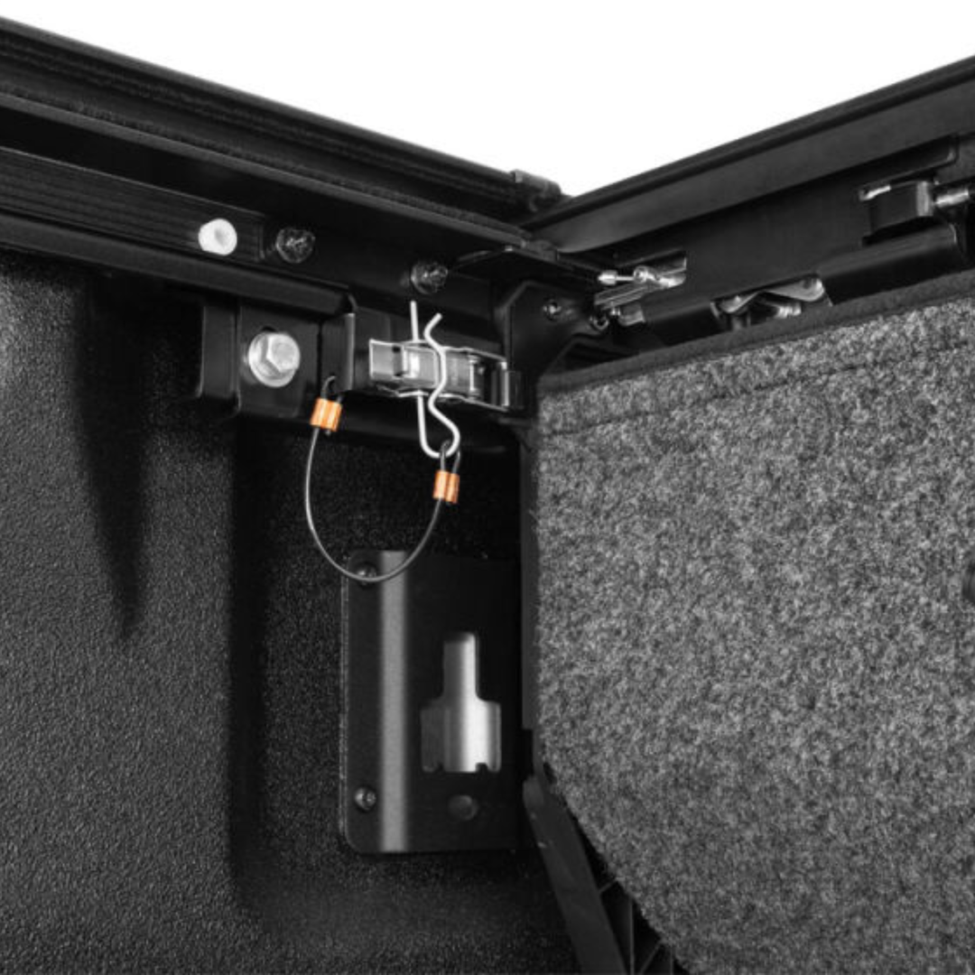 Chevrolet Silverado 2500/3500 EZ-Off Full Bed Access Retractable Tonneau Cover | Retrax