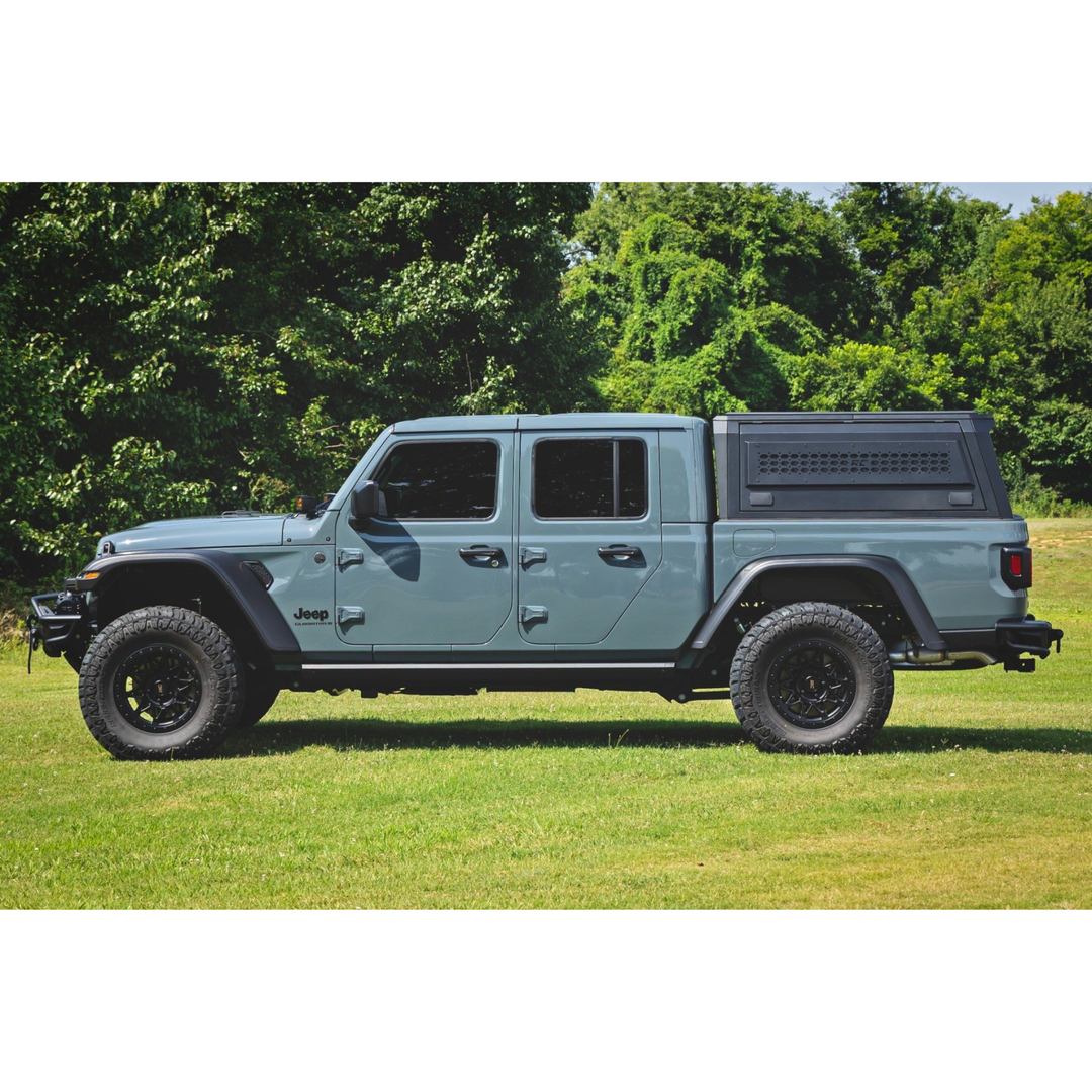 Jeep Gladiator Modular Bed Cap | Rough Country
