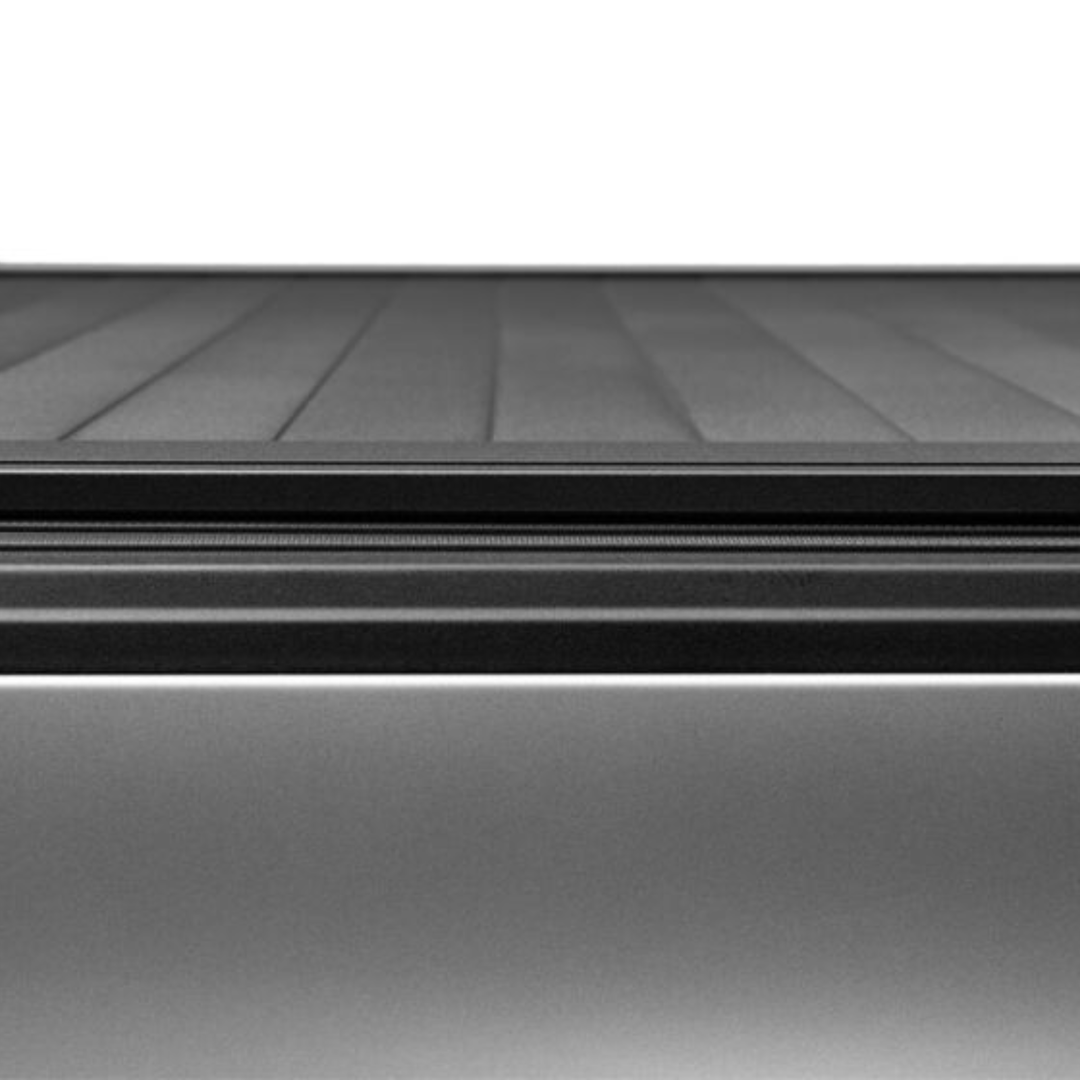 Chevrolet Silverado 2500/3500 EZ-Off Full Bed Access Retractable Tonneau Cover | Retrax