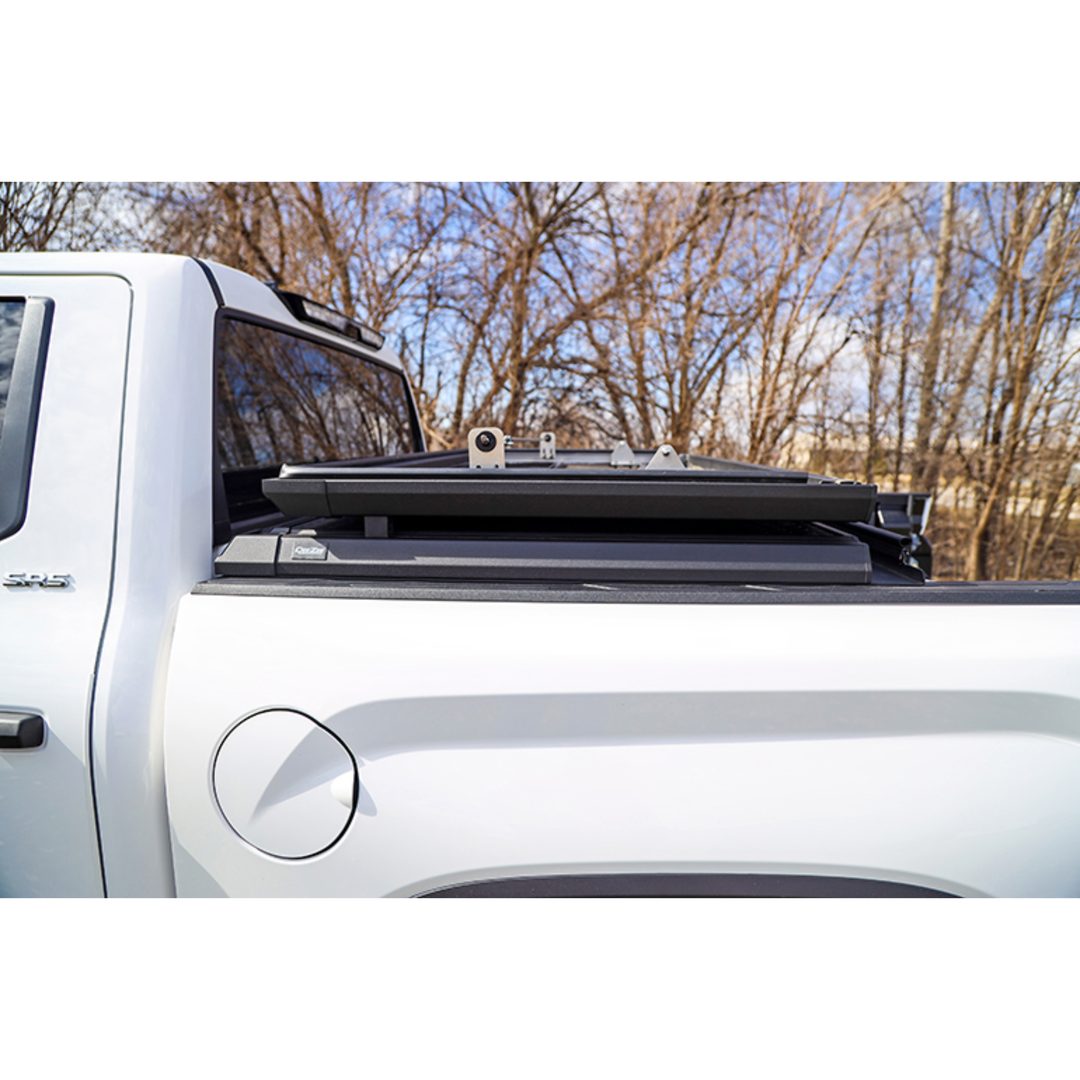 Toyota Tundra Guardian Tonneau Cover | DeeZee