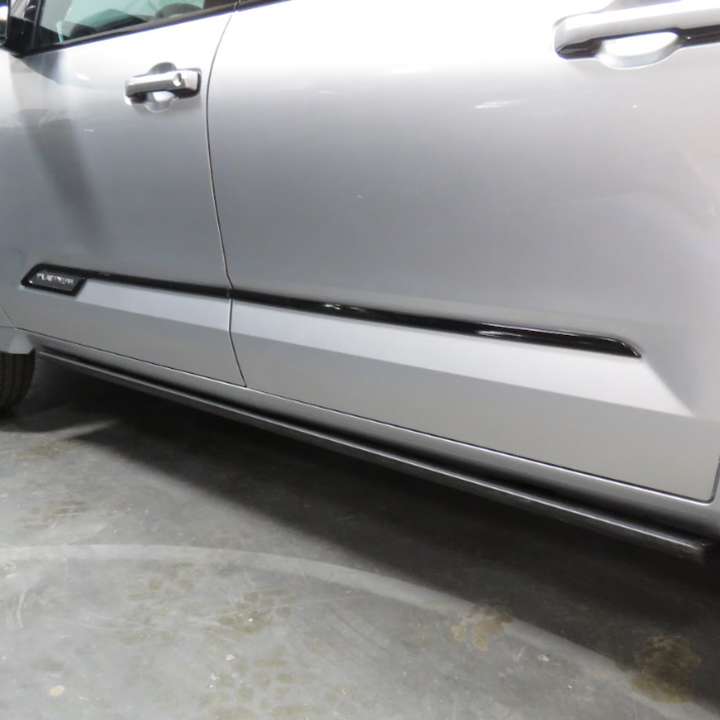 Toyota Tundra 6" Power Retractable Running Boards | U-Guard