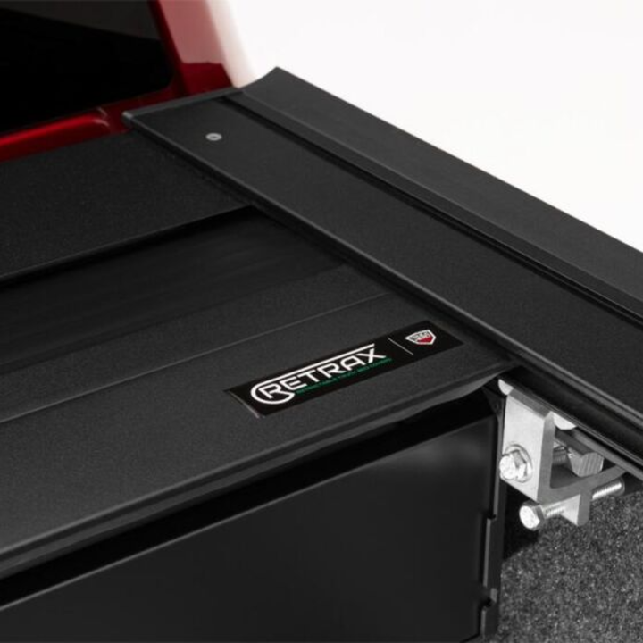 Chevrolet Silverado 1500 RetraxONE XR Retractable Tonneau Cover