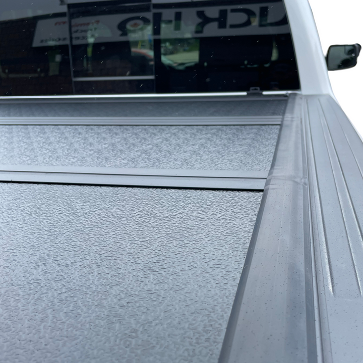 Toyota Tundra Low Profile Flip | U-Guard