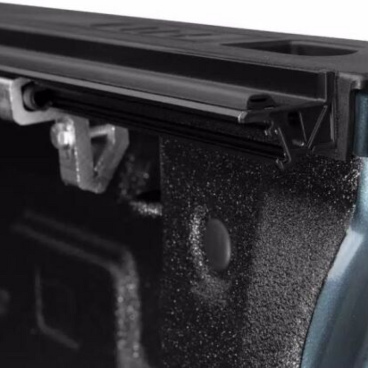 Toyota Tundra Hard Flush Mount | Enthuze