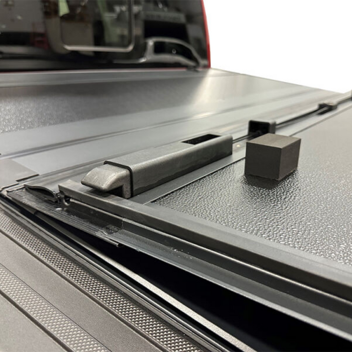 Jeep Gladiator Hard Fold Up Tonneau Cover