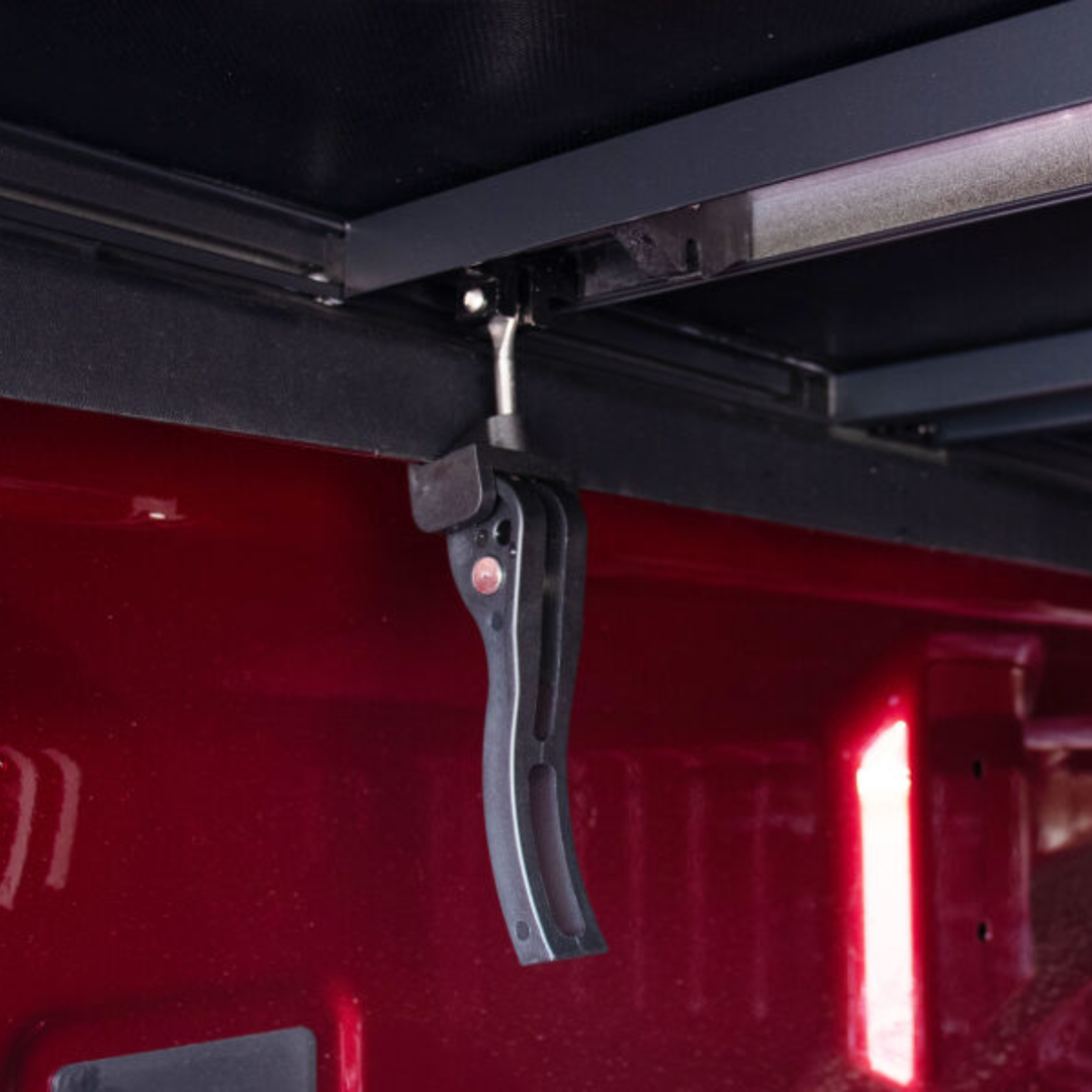 Chevrolet Silverado 1500 Soft Trifold Tonneau Cover | TruckHQ