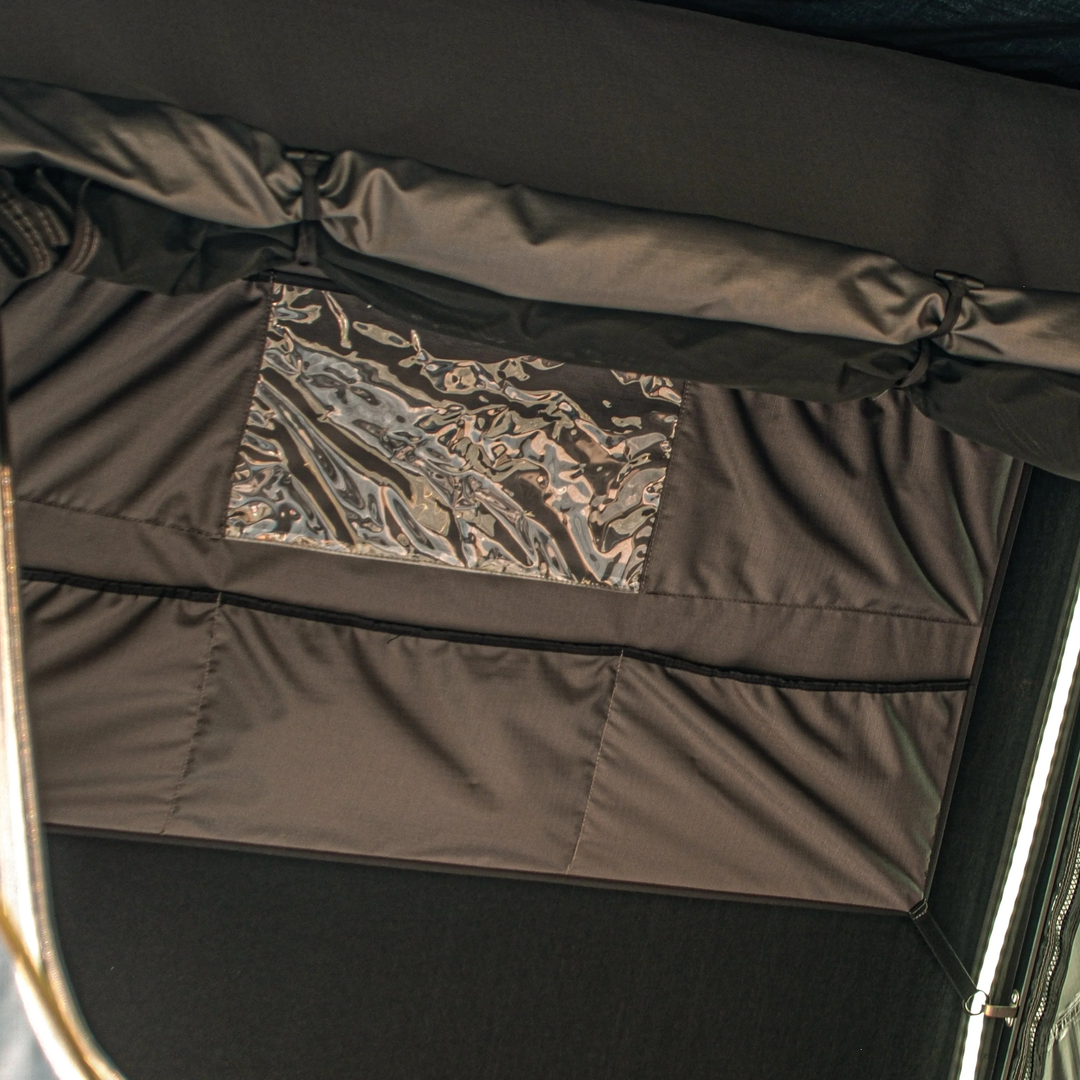 THE HARE 2.0 BLACKOUT EDITION | ALUMINUM CLAMSHELL ROOF TOP TENT