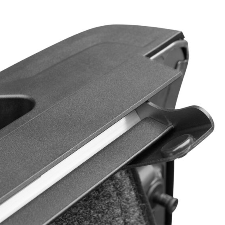 GMC Sierra 2500/3500 BakFlip X4S | Clearance Sale