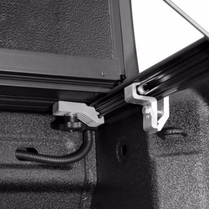 Toyota Tundra Hard Flush Mount | Enthuze