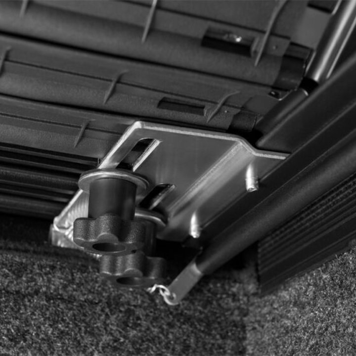 GMC Canyon Revolver X4S Hard Roll Up | Bak Industries