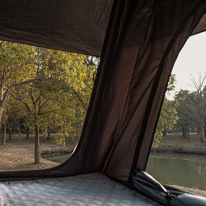 THE HARE 2.0 BLACKOUT EDITION | ALUMINUM CLAMSHELL ROOF TOP TENT