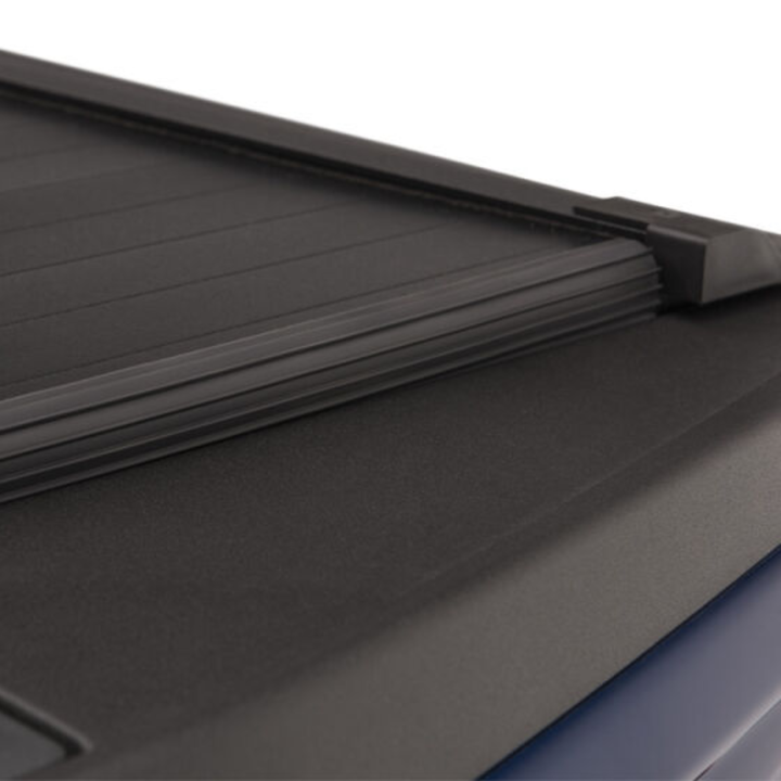 Chevrolet Silverado 1500 Retrax IX Retractable Tonneau Cover