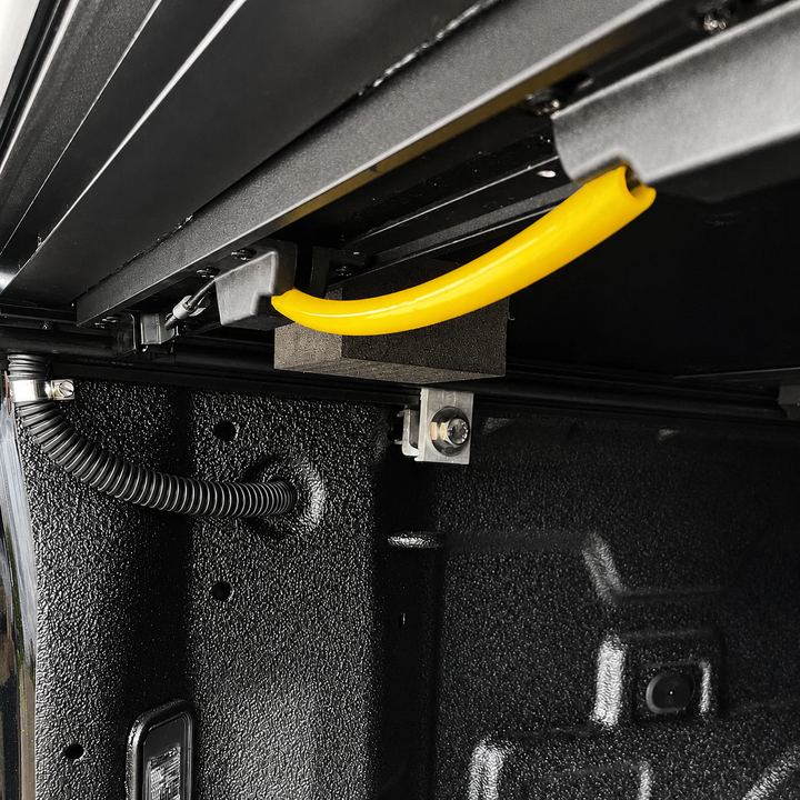 Dodge Ram 2500/3500 Low Profile Flip | U-Guard