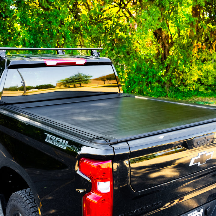Toyota Tundra Low Pro Retractable Tonneau Cover