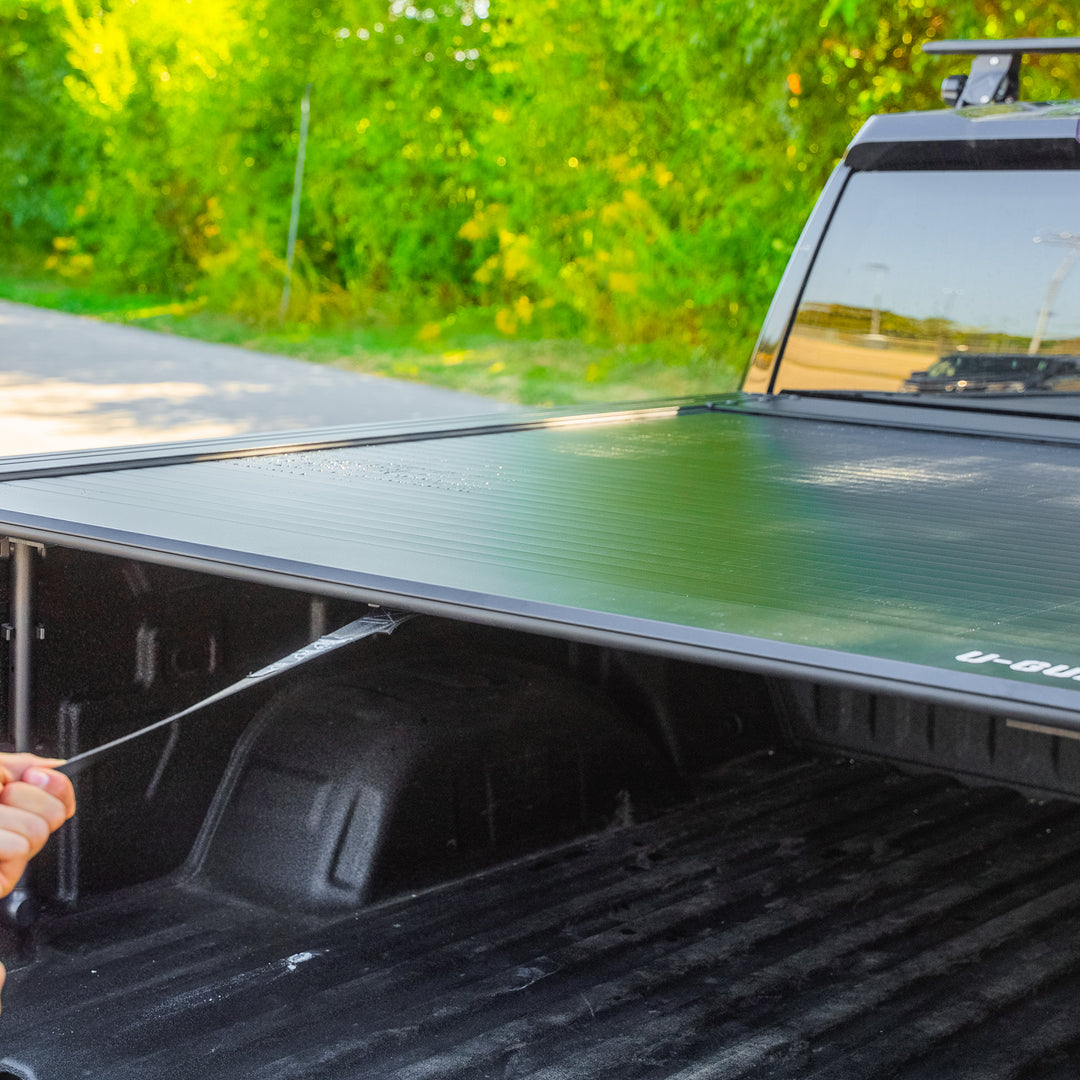 Toyota Tundra Low Pro Retractable Tonneau Cover