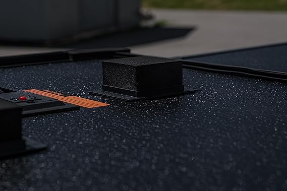 Nissan Titan HD Hard Trifold Tonneau Cover